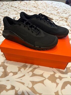 Nike Men's Black Mesh Athletic Trainers